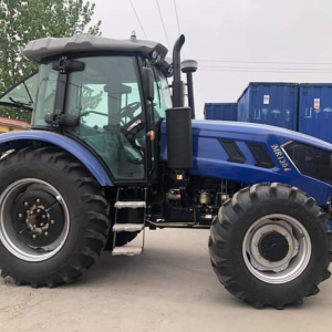 Tractor MR1304B 130 HP 4WD cabina con aire para uso intensivo